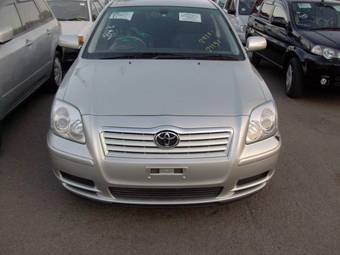 2003 Toyota Avensis Pictures