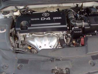 2003 Toyota Avensis Photos