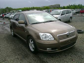 2003 Toyota Avensis Pictures