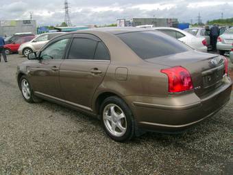 2003 Toyota Avensis Images