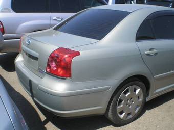 2003 Toyota Avensis Pictures