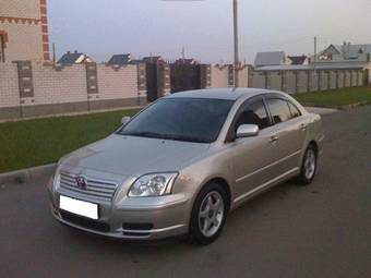 2003 Toyota Avensis Pics