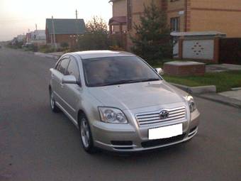 2003 Toyota Avensis Pictures