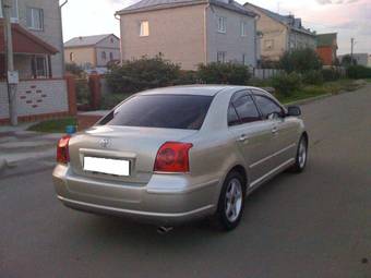 2003 Toyota Avensis Pictures