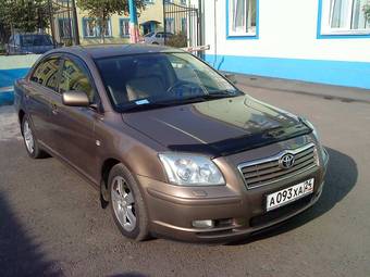 2003 Toyota Avensis Photos