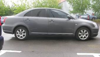 2003 Toyota Avensis Pictures