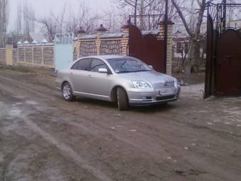 2003 Toyota Avensis Photos