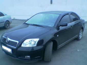 2004 Toyota Avensis