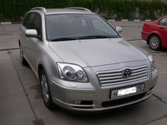 2004 Toyota Avensis