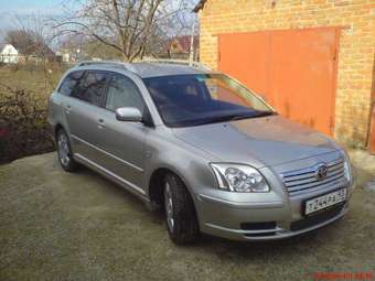 2004 Toyota Avensis