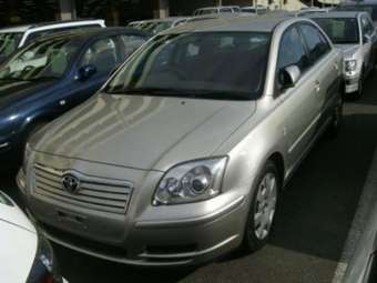 2004 Toyota Avensis