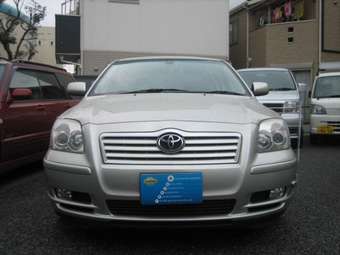 2004 Avensis