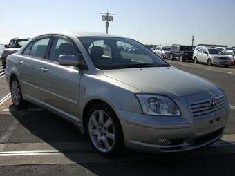 2004 Toyota Avensis