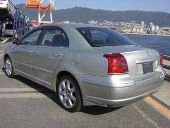 2004 Avensis