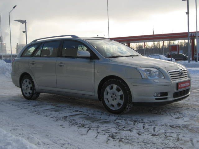 2004 Toyota Avensis