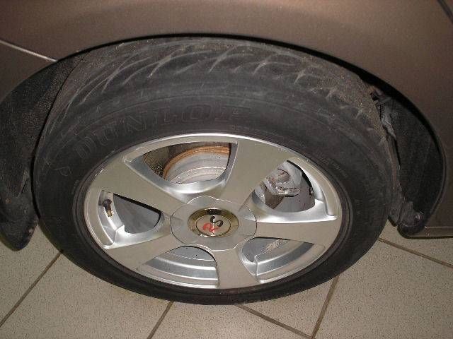 2004 Toyota Avensis