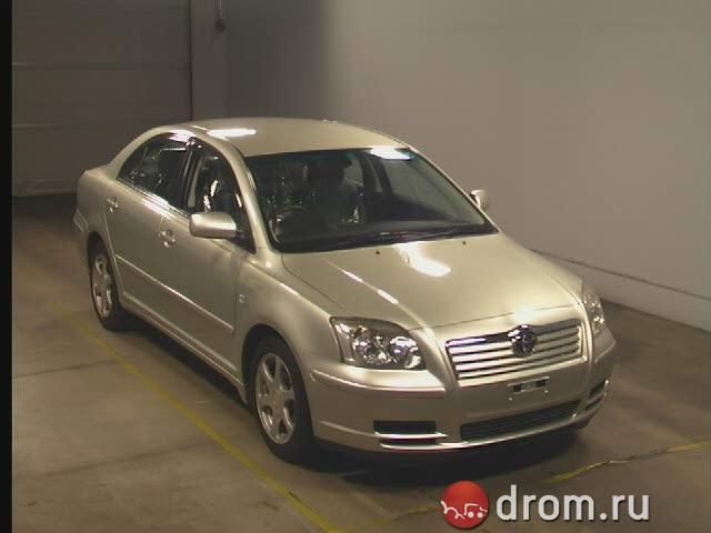 2004 Toyota Avensis
