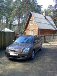 2004 Toyota Avensis