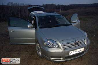 2004 Toyota Avensis