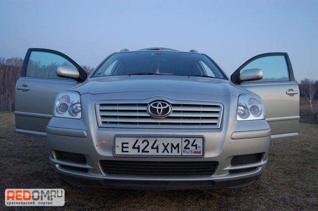 2004 Toyota Avensis