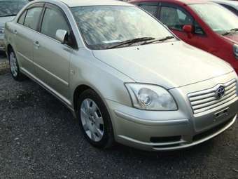2004 Toyota Avensis Pictures
