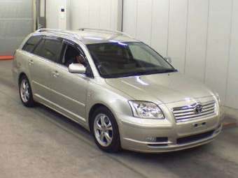 2004 Toyota Avensis Pictures