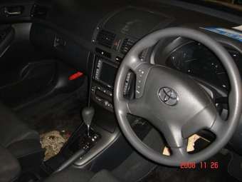 2004 Toyota Avensis Wallpapers