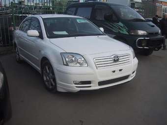 2004 Toyota Avensis Pictures