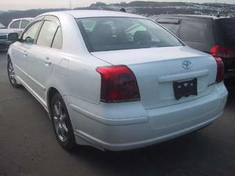 2004 Toyota Avensis Wallpapers