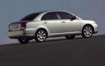 2004 Toyota Avensis