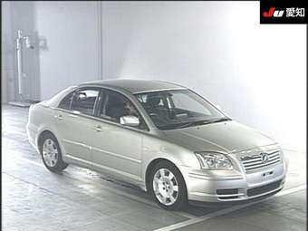 2004 Toyota Avensis Pictures