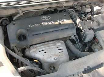 2004 Toyota Avensis Pictures