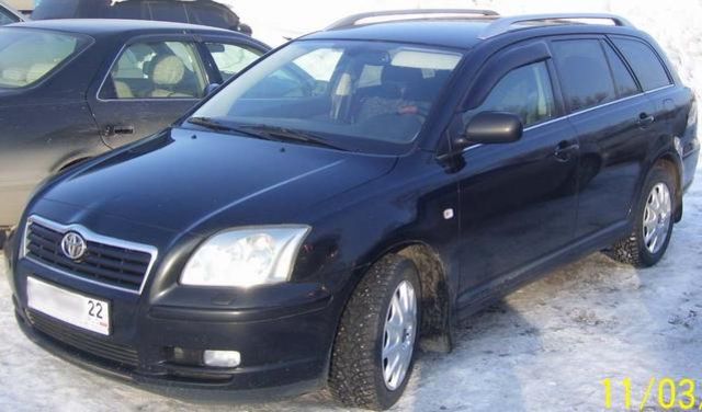 2004 Toyota Avensis