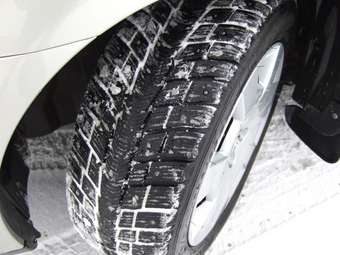2004 Toyota Avensis Photos