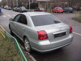 2004 Toyota Avensis Pictures