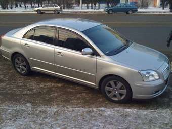 2004 Toyota Avensis Pictures