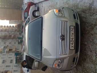 2004 Toyota Avensis Photos
