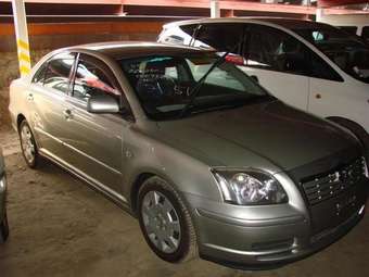 2004 Toyota Avensis Pictures