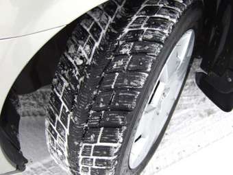2004 Toyota Avensis Photos