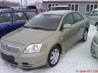 2004 Toyota Avensis Photos