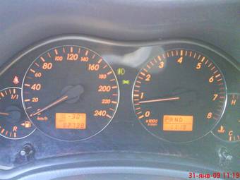 2004 Toyota Avensis Photos