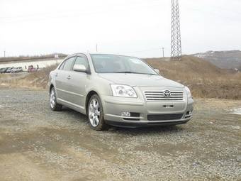 2004 Toyota Avensis Pictures