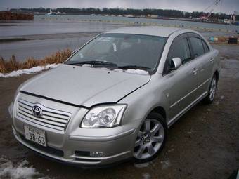 2004 Toyota Avensis Pictures