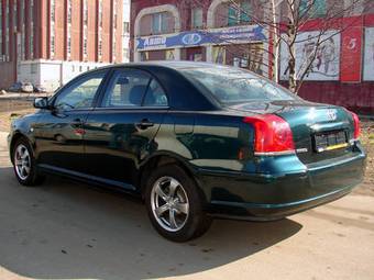 2004 Toyota Avensis Photos