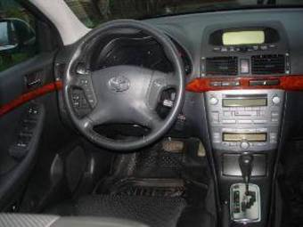 2004 Toyota Avensis Pictures