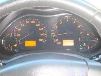 2004 Toyota Avensis Photos