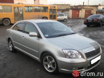 2004 Toyota Avensis Pics