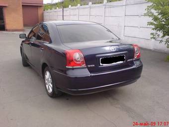 2004 Toyota Avensis Photos