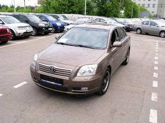 2004 Toyota Avensis Pics