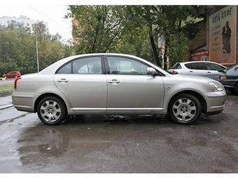 2004 Toyota Avensis Photos